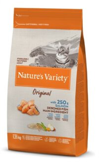 NATURES VARIETY Trockenfutter für Katzen Original Lachs sterilisiert